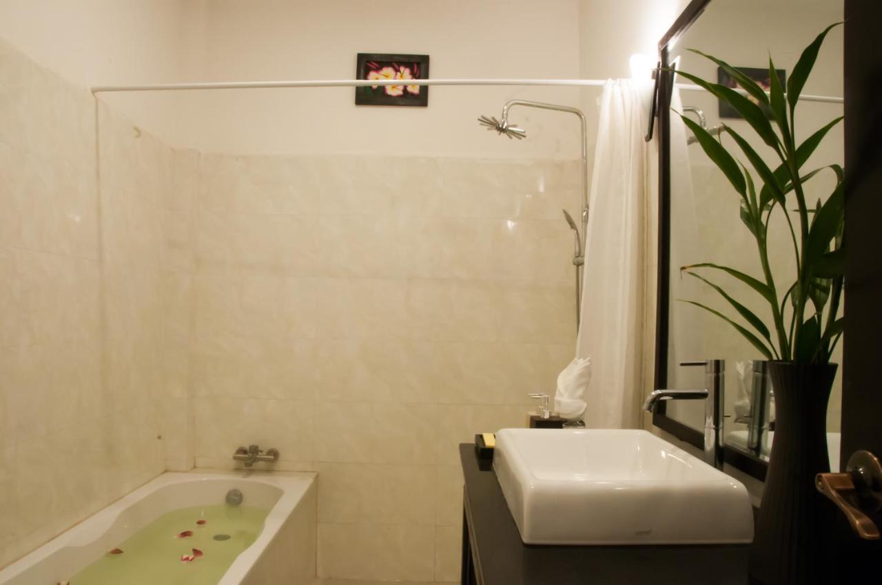 The Fin Inn, 5 Bedrooms Boutique Home with Pool Siem Reap Extérieur photo
