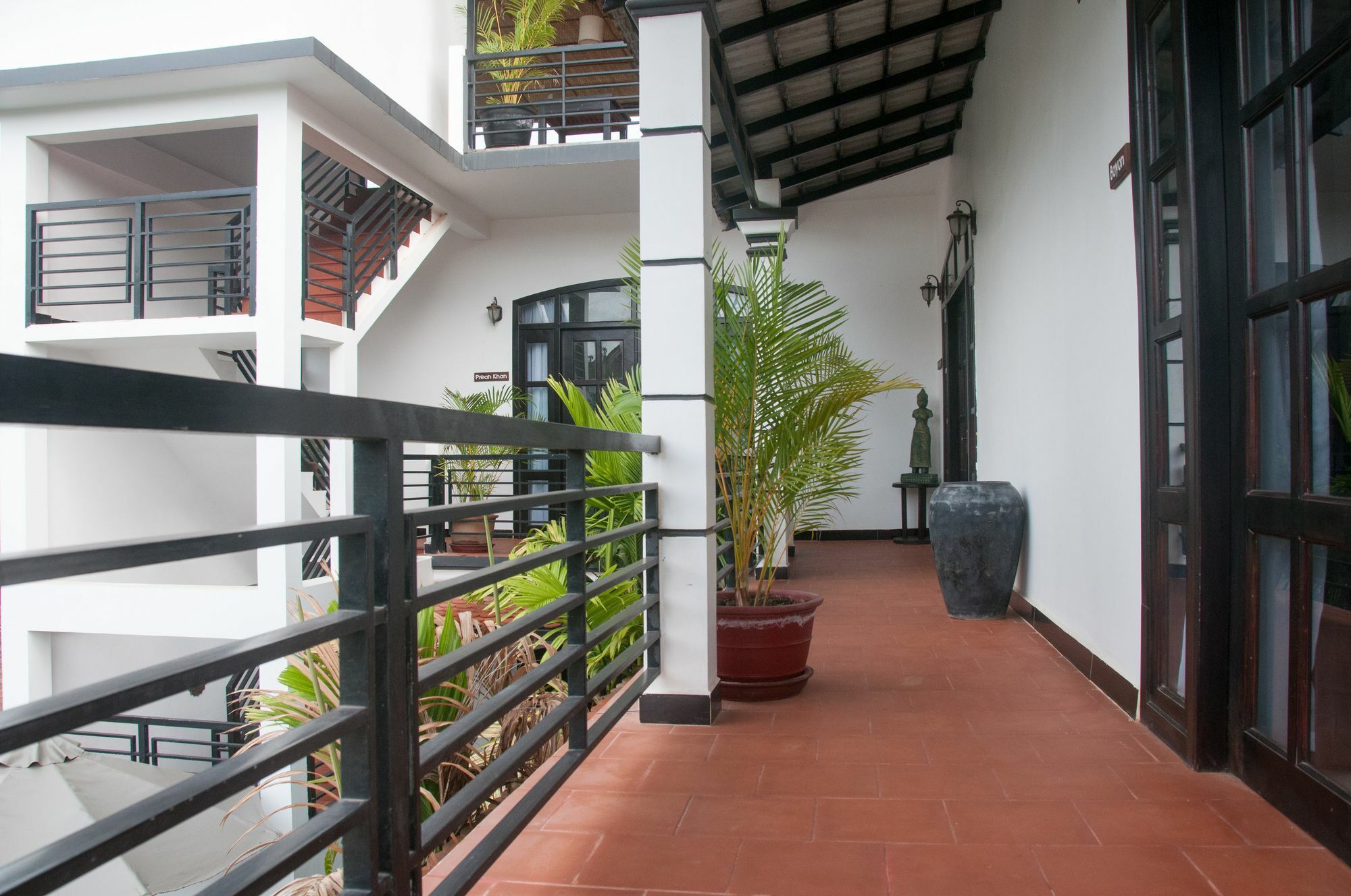 The Fin Inn, 5 Bedrooms Boutique Home with Pool Siem Reap Extérieur photo