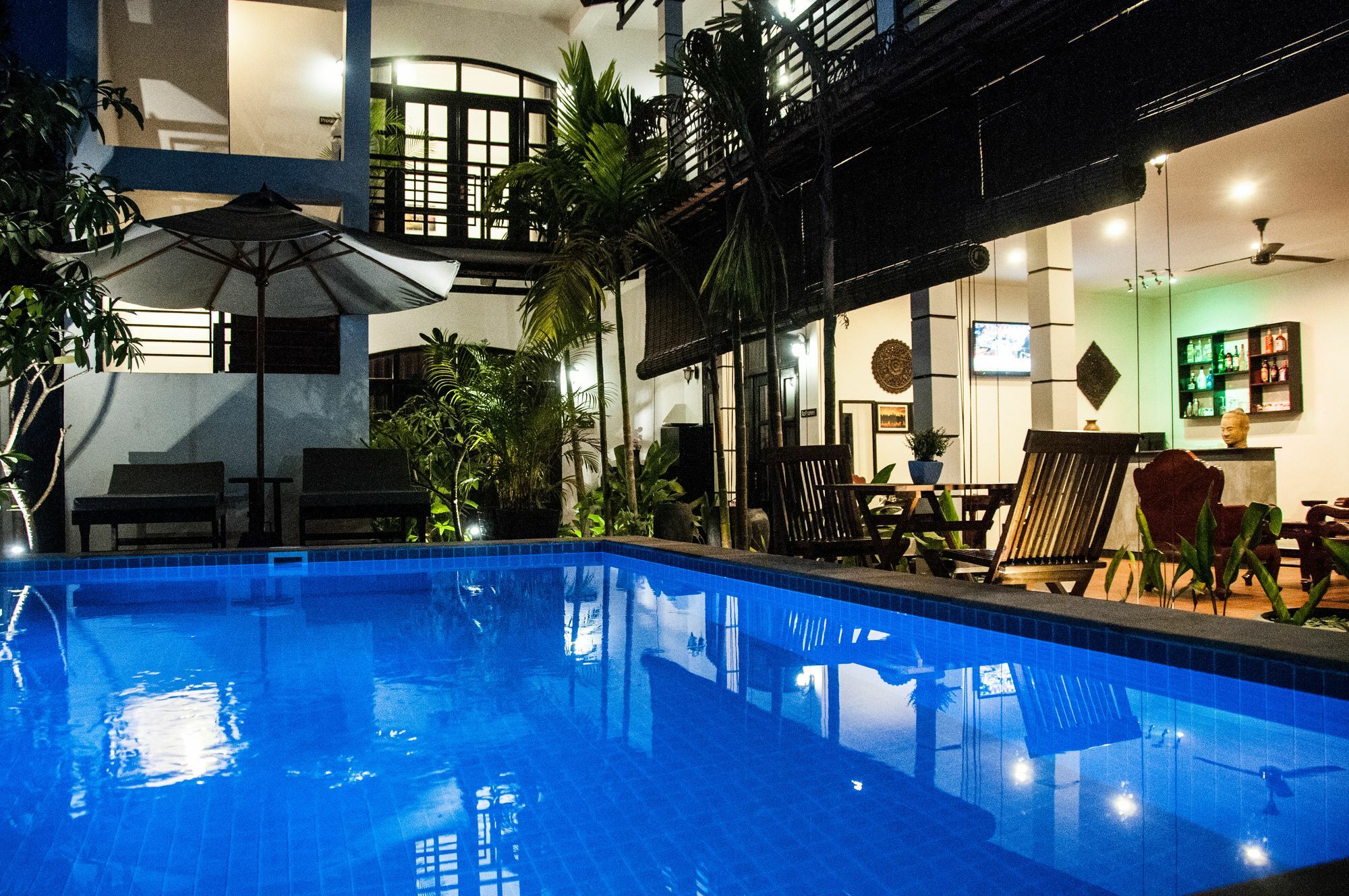 The Fin Inn, 5 Bedrooms Boutique Home with Pool Siem Reap Extérieur photo